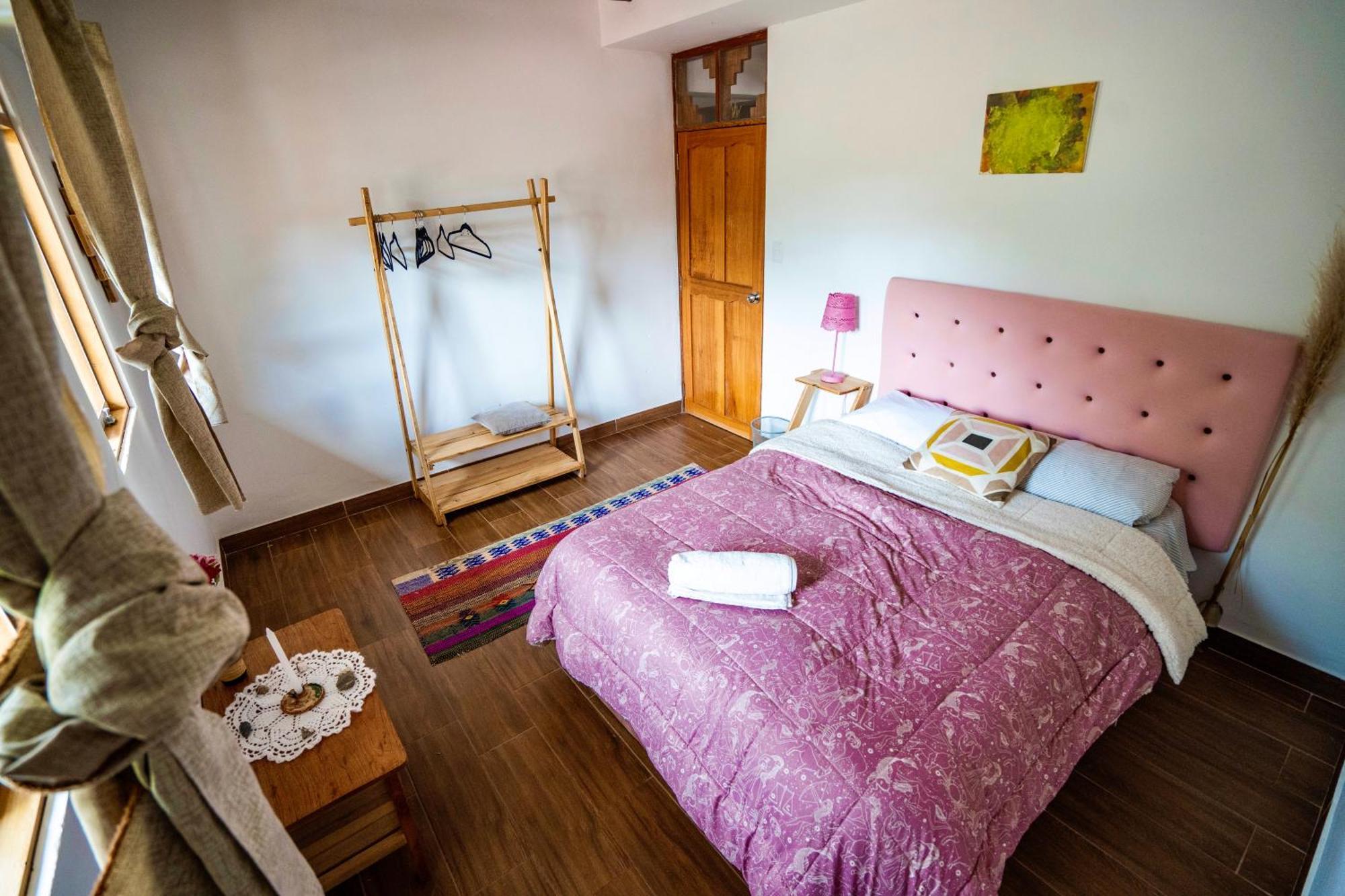 Blue Lotus Retreat Center Bed & Breakfast Pisac Dış mekan fotoğraf